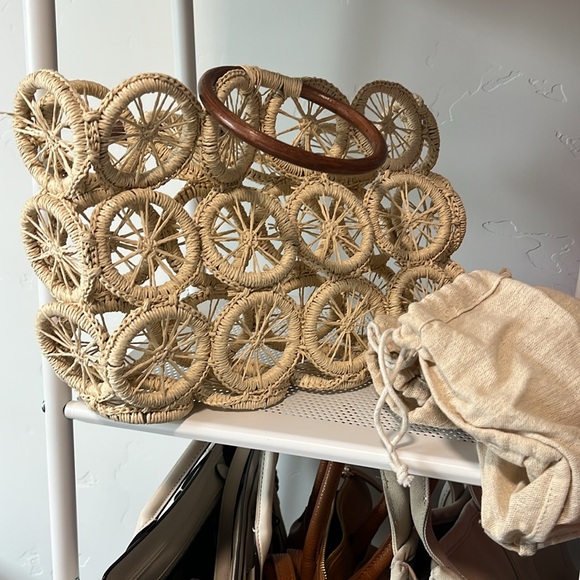 Handcrafted Tan Woven Bag - Picture 4 of 4